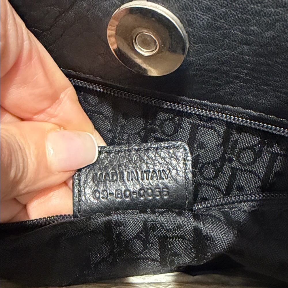 CHRISTIAN DIOR HANDBAG BLACK *AUTHENTIC* - Picture 8 of 9